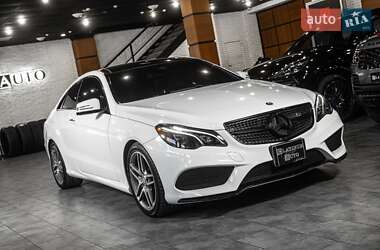 Купе Mercedes-Benz E-Class 2016 в 