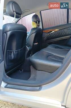 Седан Mercedes-Benz E-Class 2004 в 