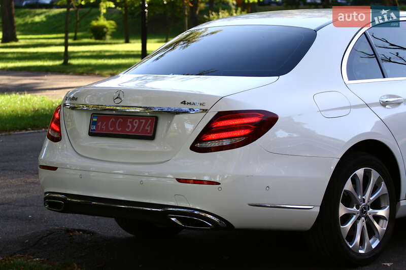 Седан Mercedes-Benz E-Class 2018 в Киеве