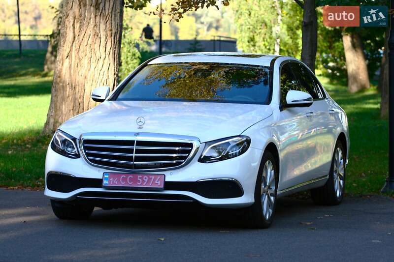 Седан Mercedes-Benz E-Class 2018 в Киеве