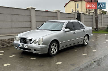 Седан Mercedes-Benz E-Class 2001 в 