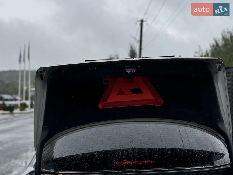 Седан Mercedes-Benz E-Class 2001 в Дрогобыче