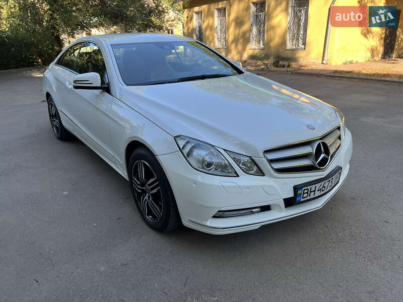 Купе Mercedes-Benz E-Class 2012 в Одессе