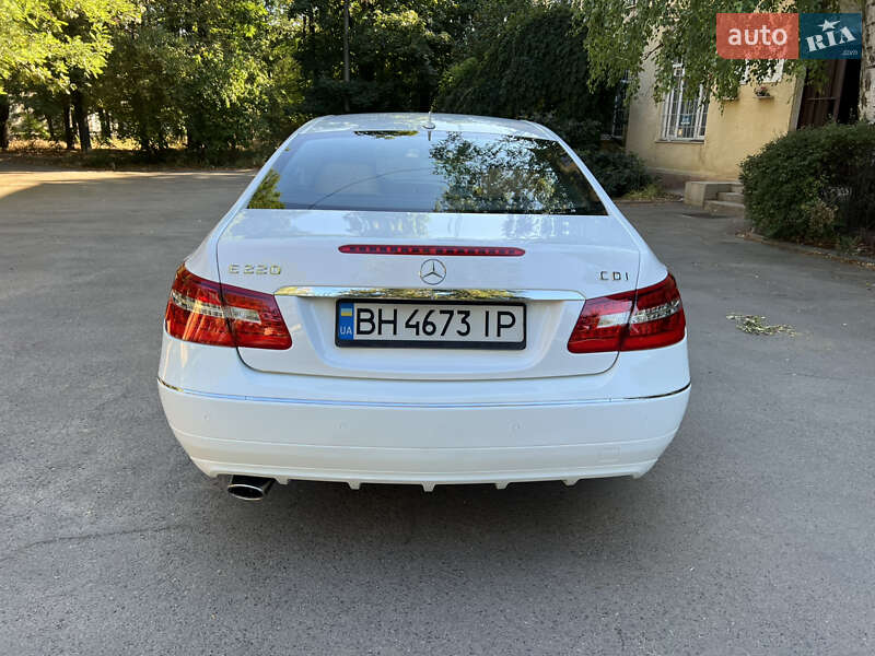 Купе Mercedes-Benz E-Class 2012 в Одессе