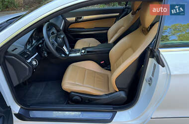 Купе Mercedes-Benz E-Class 2012 в 