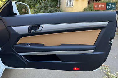 Купе Mercedes-Benz E-Class 2012 в 