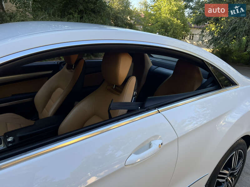 Купе Mercedes-Benz E-Class 2012 в Одессе