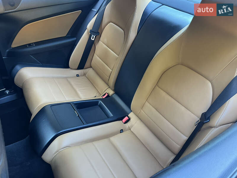 Купе Mercedes-Benz E-Class 2012 в Одессе