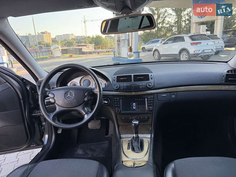 Седан Mercedes-Benz E-Class 2007 в Хмельницком