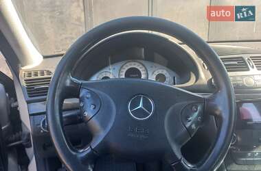 Седан Mercedes-Benz E-Class 2003 в 