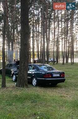 Седан Mercedes-Benz E-Class 1996 в Ровно