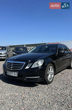 Седан Mercedes-Benz E-Class 2011 в 