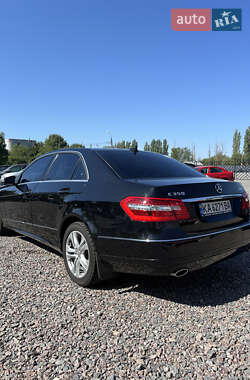 Седан Mercedes-Benz E-Class 2011 в 