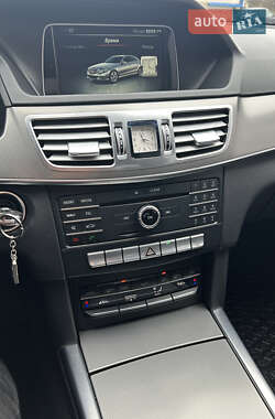 Седан Mercedes-Benz E-Class 2015 в 