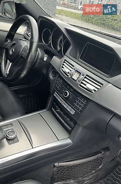 Седан Mercedes-Benz E-Class 2015 в 
