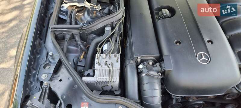 Універсал Mercedes-Benz E-Class 2004 в Києві