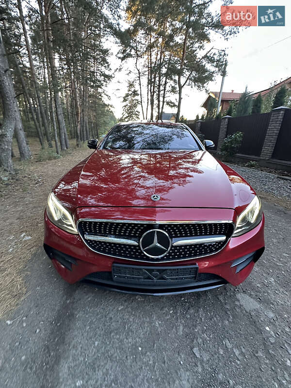 Седан Mercedes-Benz E-Class 2017 в Києві