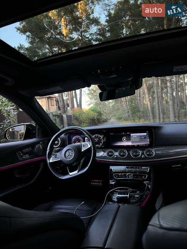 Седан Mercedes-Benz E-Class 2017 в Києві