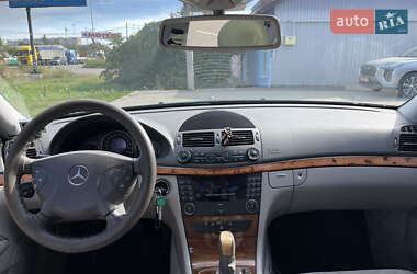 Седан Mercedes-Benz E-Class 2002 в 