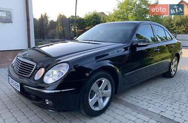 Седан Mercedes-Benz E-Class 2004 в 