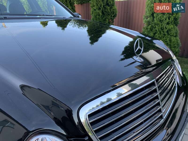 Седан Mercedes-Benz E-Class 2004 в Ивано-Франковске