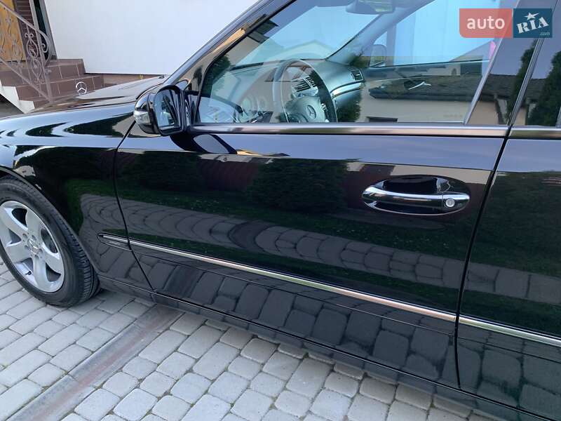 Седан Mercedes-Benz E-Class 2004 в Ивано-Франковске