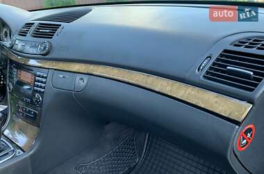 Седан Mercedes-Benz E-Class 2004 в 