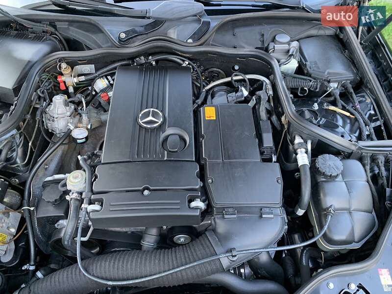 Седан Mercedes-Benz E-Class 2004 в Ивано-Франковске