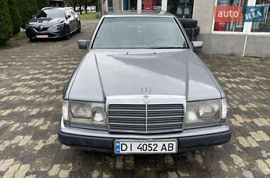 Седан Mercedes-Benz E-Class 1992 в Черновцах