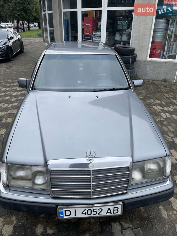 Седан Mercedes-Benz E-Class 1992 в Чернівцях фото 15 Седан Mercedes-Benz E-Class 1992 в Чернівцях