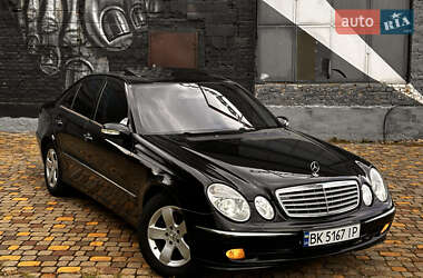 Седан Mercedes-Benz E-Class 2002 в Луцке