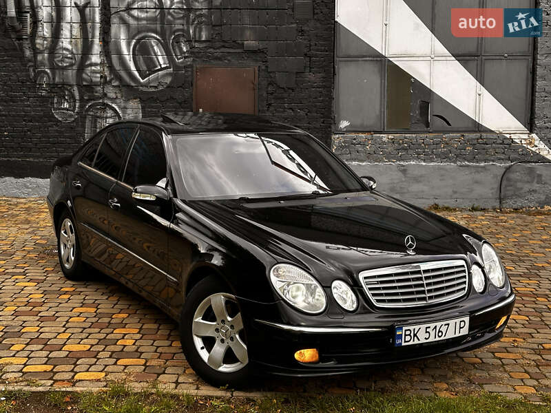 Mercedes-Benz E-Class 2002