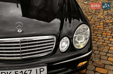 Седан Mercedes-Benz E-Class 2002 в 
