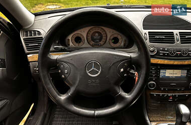 Седан Mercedes-Benz E-Class 2002 в 