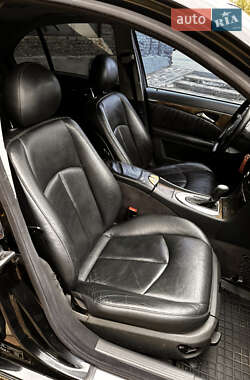 Седан Mercedes-Benz E-Class 2002 в 