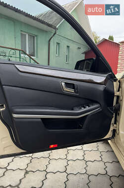 Седан Mercedes-Benz E-Class 2012 в 
