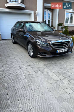 Седан Mercedes-Benz E-Class 2014 в Львові