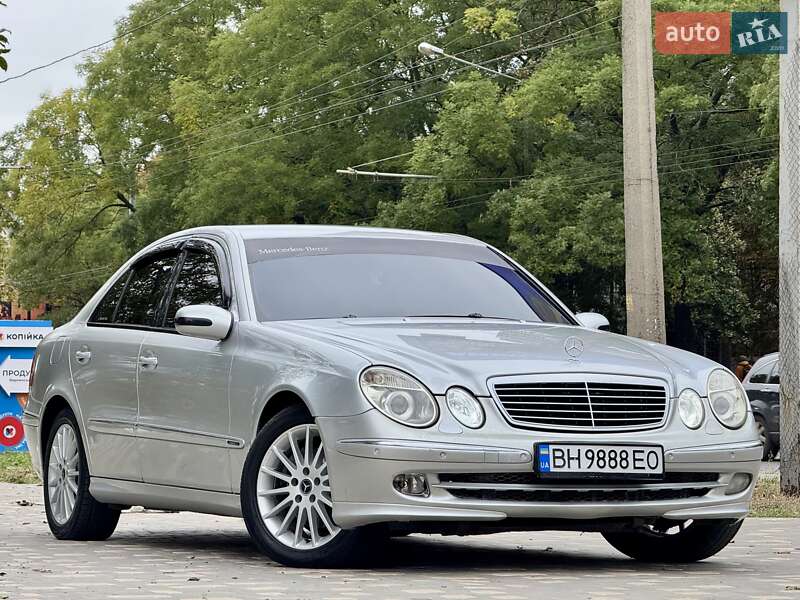 Седан Mercedes-Benz E-Class 2006 в Одессе