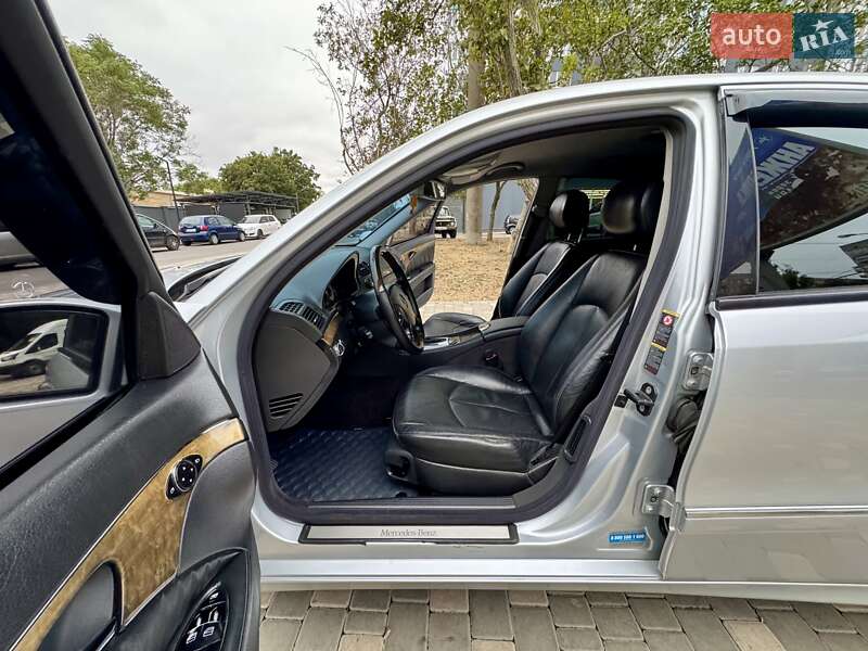 Седан Mercedes-Benz E-Class 2006 в Одессе