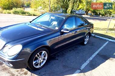 Седан Mercedes-Benz E-Class 2003 в Чернигове