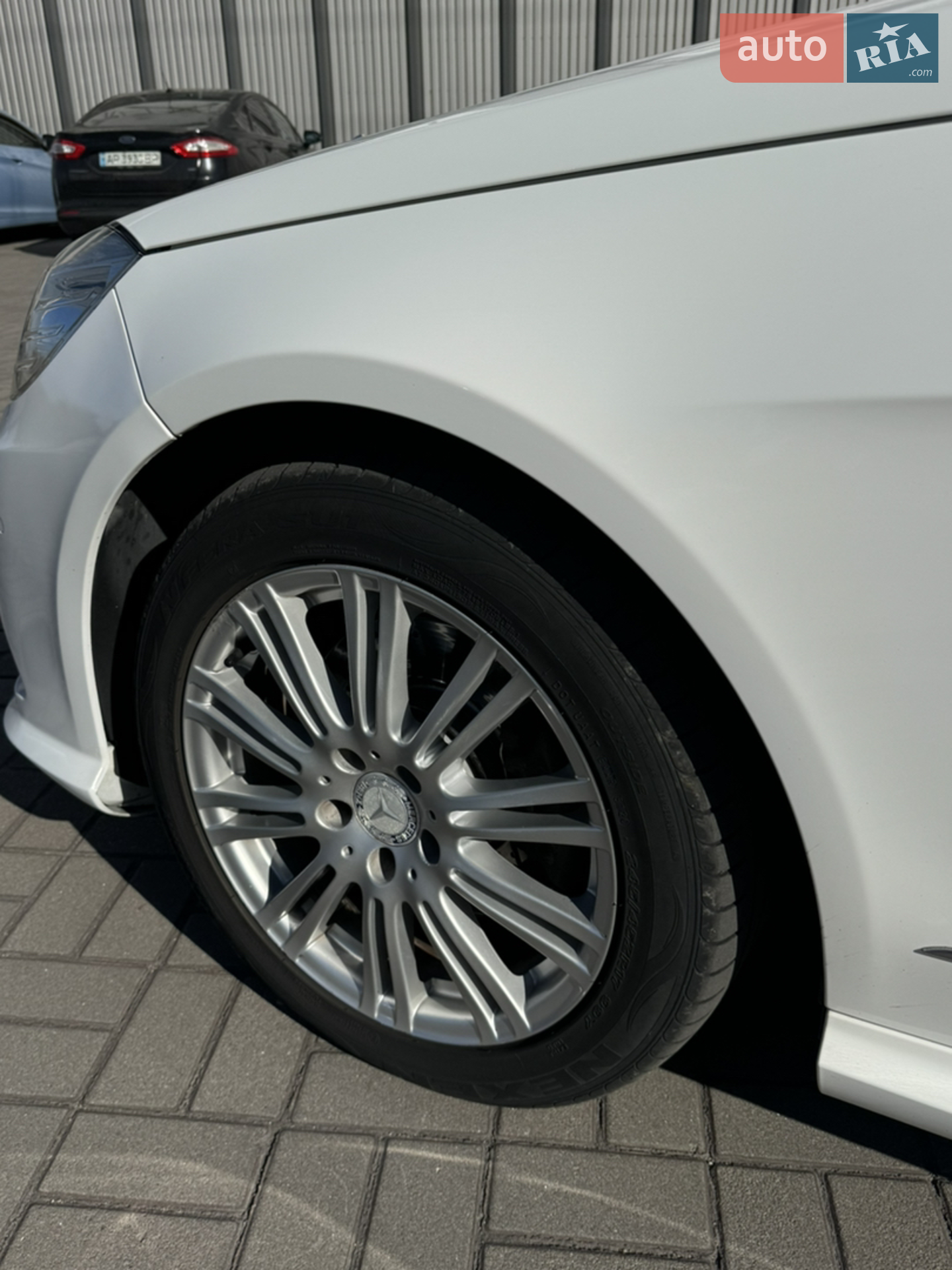 2012 Mercedes-Benz E-klasse - мініатюра 12