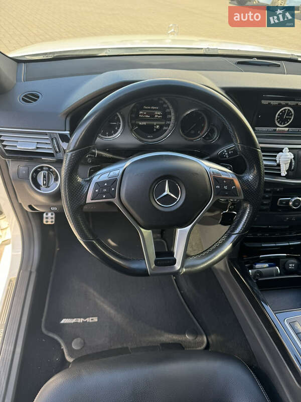 Универсал Mercedes-Benz E-Class 2012 в Запорожье
