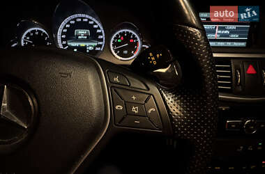 Седан Mercedes-Benz E-Class 2012 в 