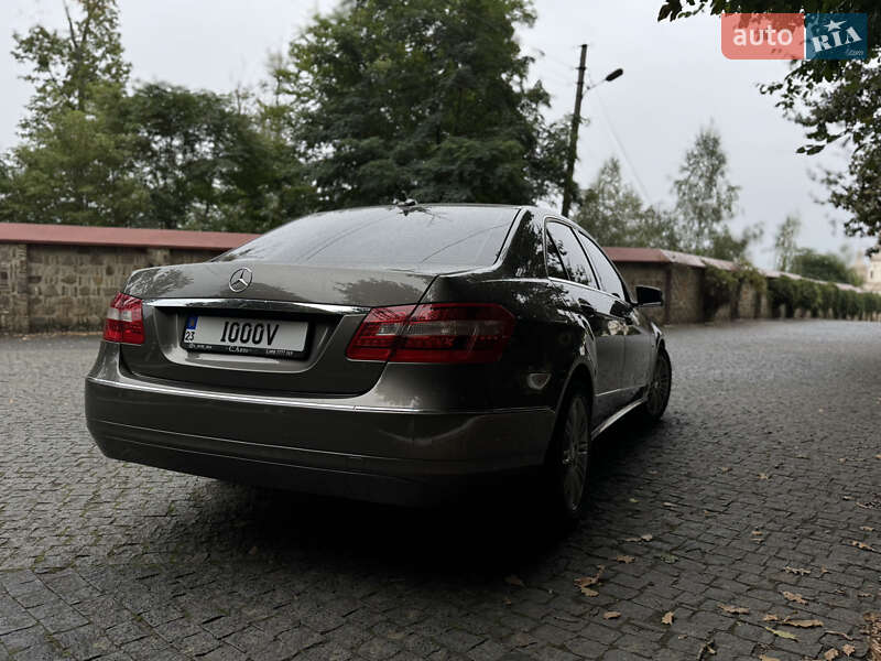 Седан Mercedes-Benz E-Class 2011 в Чернівцях фото 8 Седан Mercedes-Benz E-Class 2011 в Чернівцях