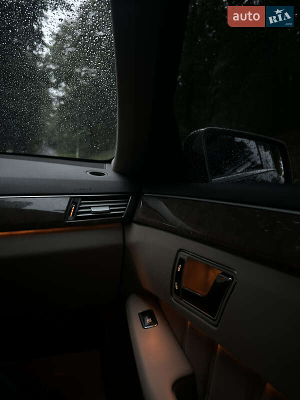 Седан Mercedes-Benz E-Class 2011 в Чернівцях фото 36 Седан Mercedes-Benz E-Class 2011 в Чернівцях