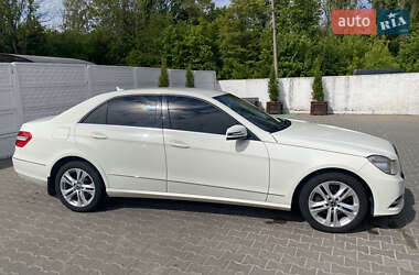 Седан Mercedes-Benz E-Class 2012 в 