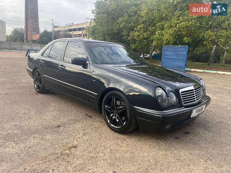 Седан Mercedes-Benz E-Class 1999 в Южном фото 2 Седан Mercedes-Benz E-Class 1999 в Южном