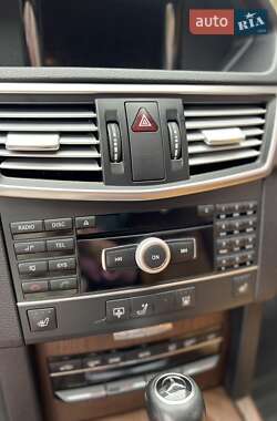 Седан Mercedes-Benz E-Class 2012 в  фото 14 Седан Mercedes-Benz E-Class 2012 в
