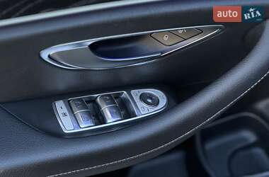 Седан Mercedes-Benz E-Class 2017 в 