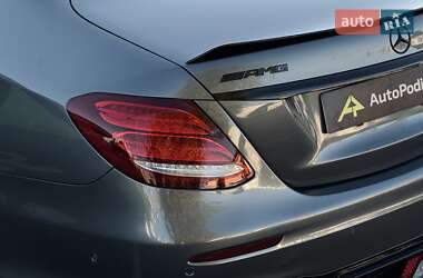 Седан Mercedes-Benz E-Class 2017 в 
